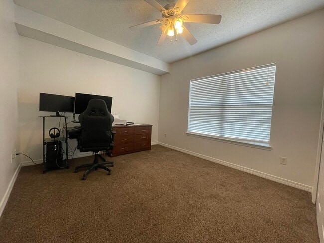 Building Photo - 2868 Soles Ln