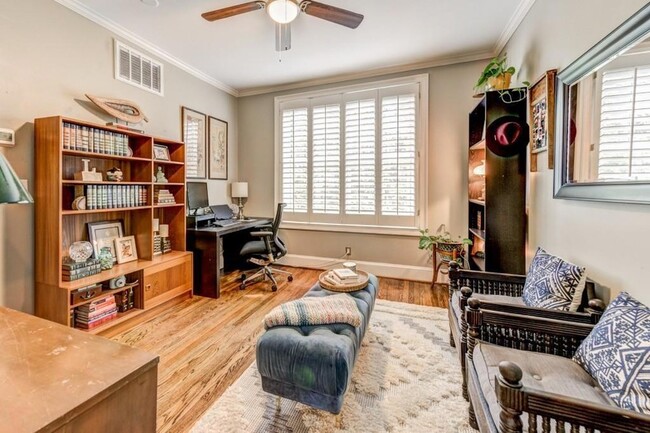 Building Photo - 28 Collier Rd NW