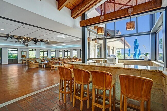 Building Photo - 107 Half Moon Cir