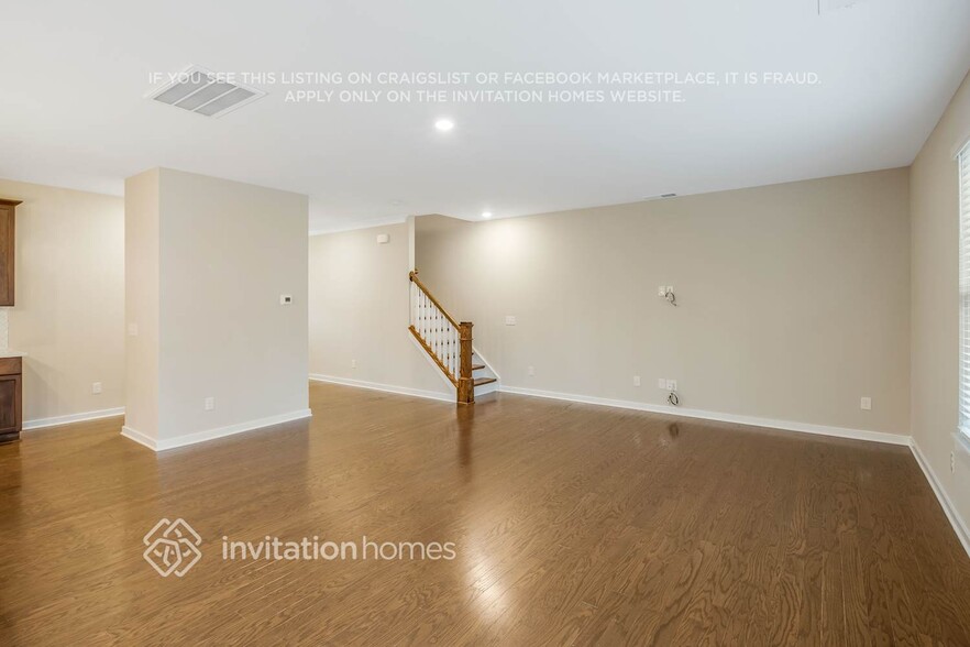 Building Photo - 6301 Coatbridge Ln
