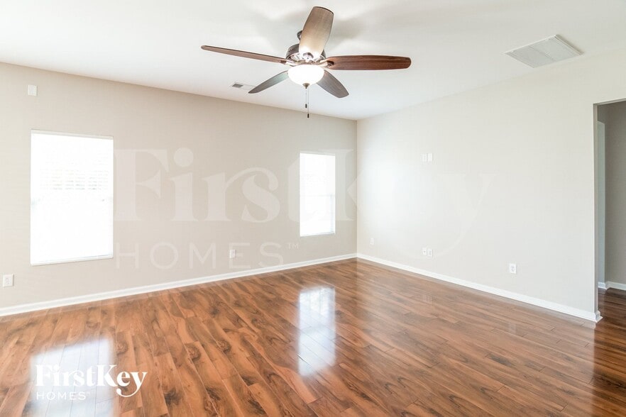 Building Photo - 406 Mountain Laurel Cir