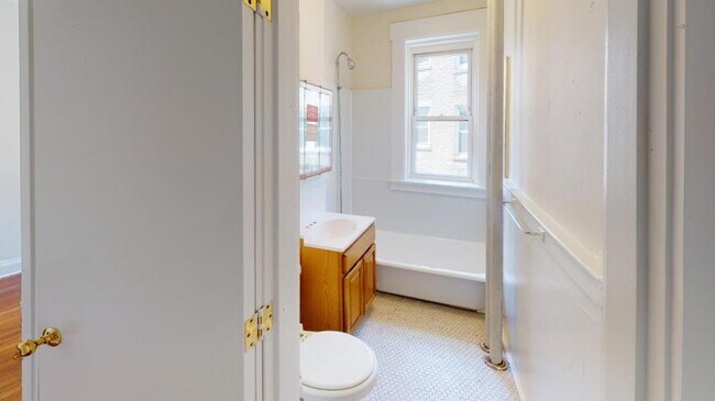 Building Photo - 1 bedroom in Boston MA 02215