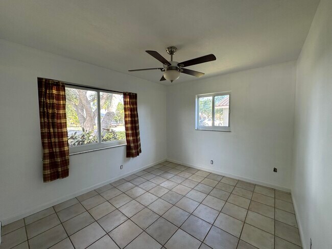 Building Photo - 2030 Bonnie St