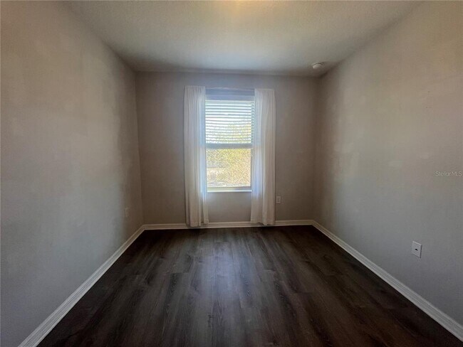 Building Photo - 104 Cedar Bark Ln