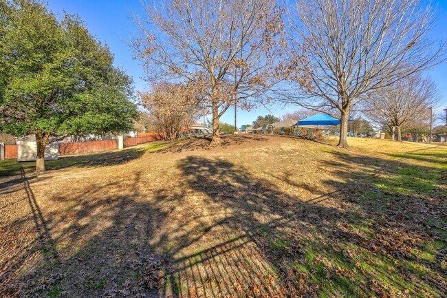 Building Photo - 1306 Lou Gehrig Ln