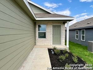 Building Photo - 10014 Ana Hts