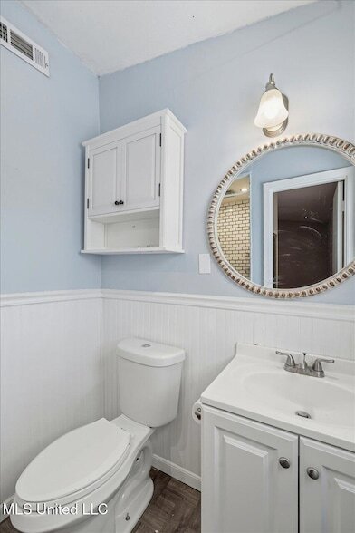 Building Photo - 1206 Arlington St