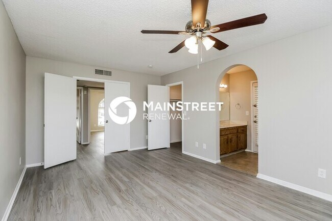 Building Photo - 3 Bedroom Pet-Friendly Home in Chandler, AZ with Main Street Renewal