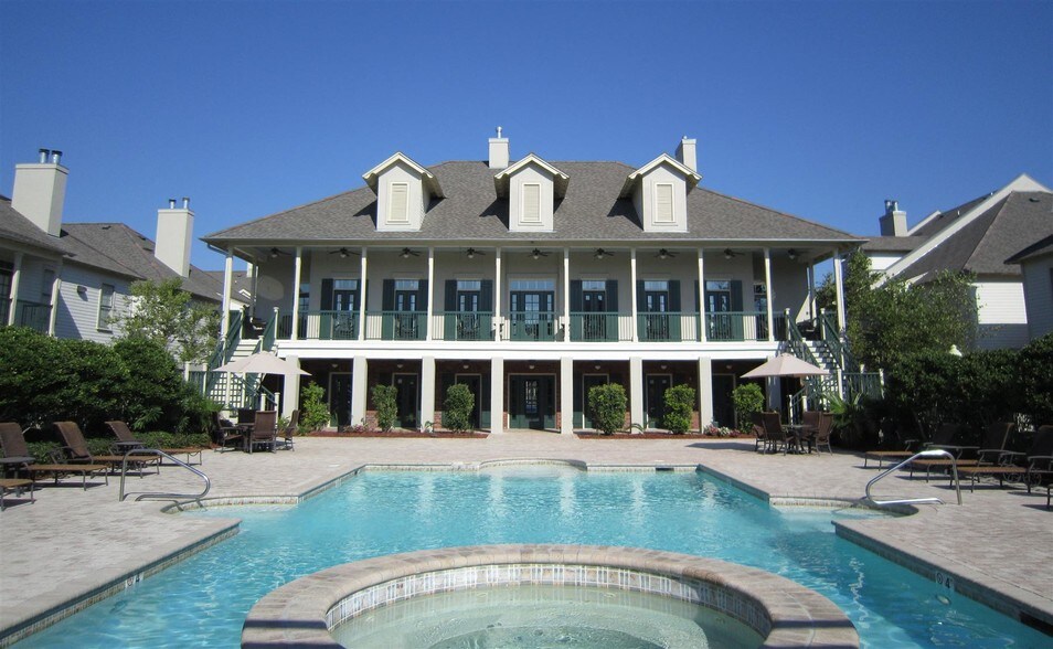 Chenier Apartments 1901 Highway 190 Mandeville LA 70448 Apartment Finder