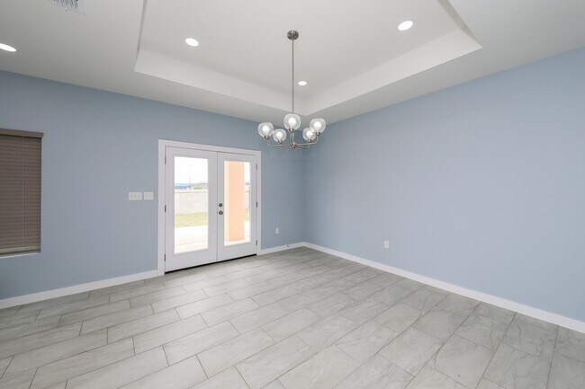 Building Photo - 3506 Jorge Sosa Dr