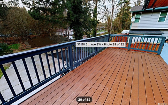 Building Photo - 37110 5th Ave SW