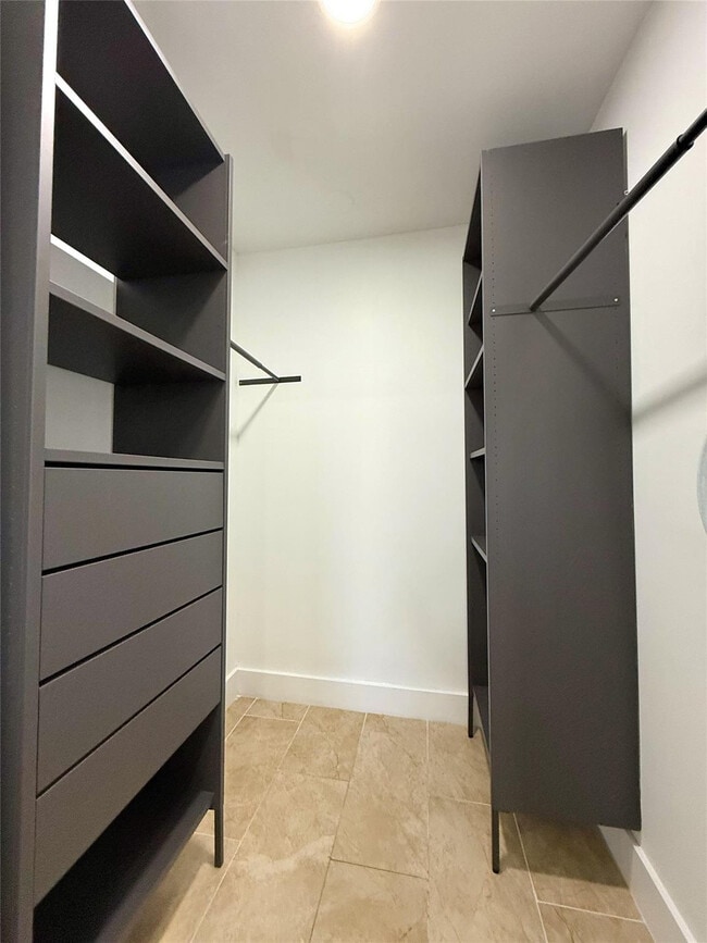 Building Photo - 5093 Privet Pl