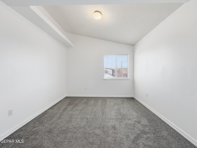 Building Photo - 12753 Tierra Mina Dr