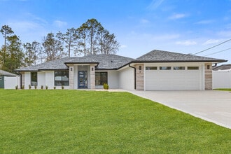 Building Photo - 8 Fordham Ln