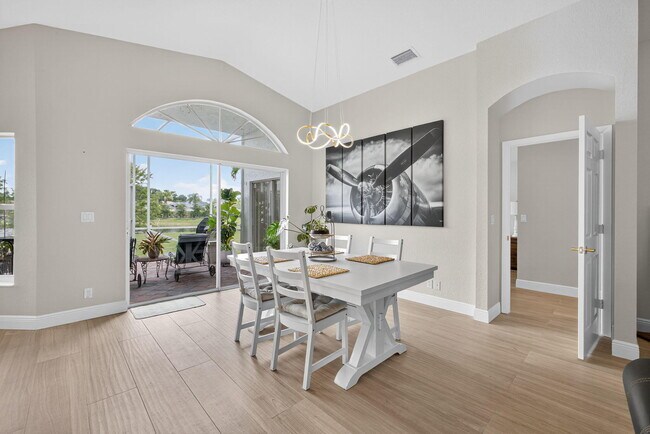 Building Photo - 15155 Newquay Ct