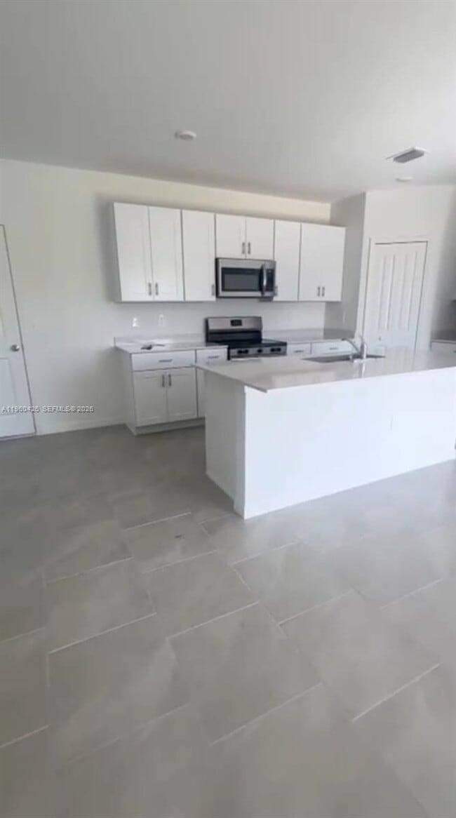 Building Photo - 11812 Cloverly Ln