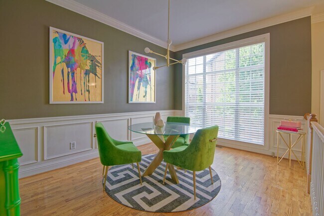 Building Photo - 2665 Rivers Edge Dr NE