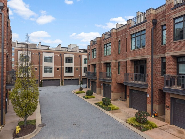 Building Photo - M West