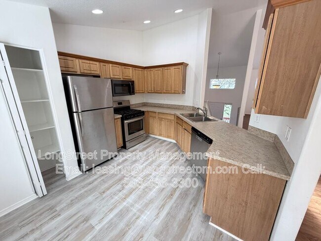 Building Photo - 3047 Wallace Rd NW