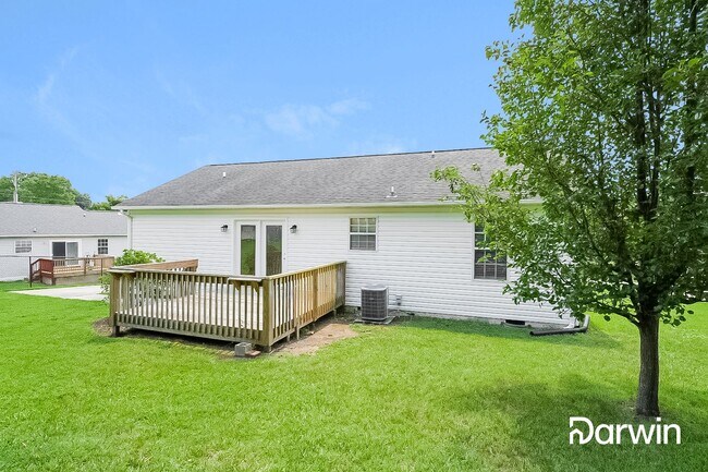 Building Photo - 100 Birch Tree Ln