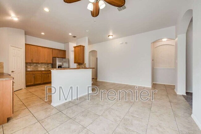 Building Photo - 4005 Ringdove Way