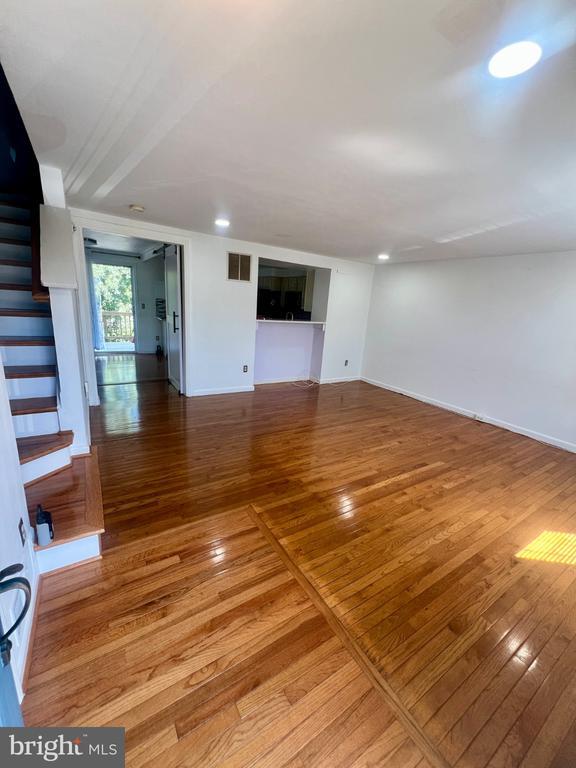Building Photo - 16851 Toms River Loop