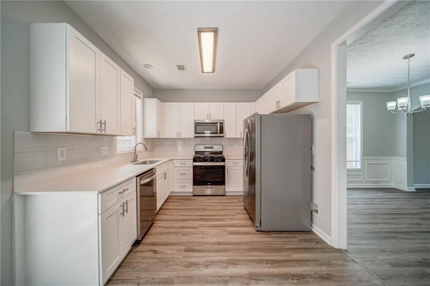 Building Photo - 132 Diamond Ridge Ave
