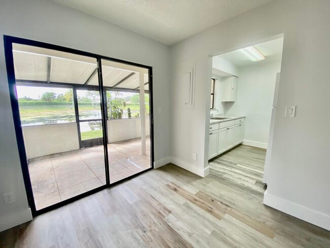 Building Photo - 4104 Inlet Cir