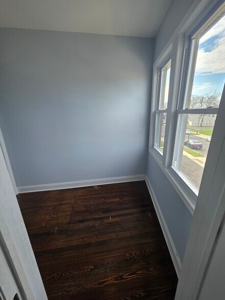 Building Photo - 1112 Walnut St