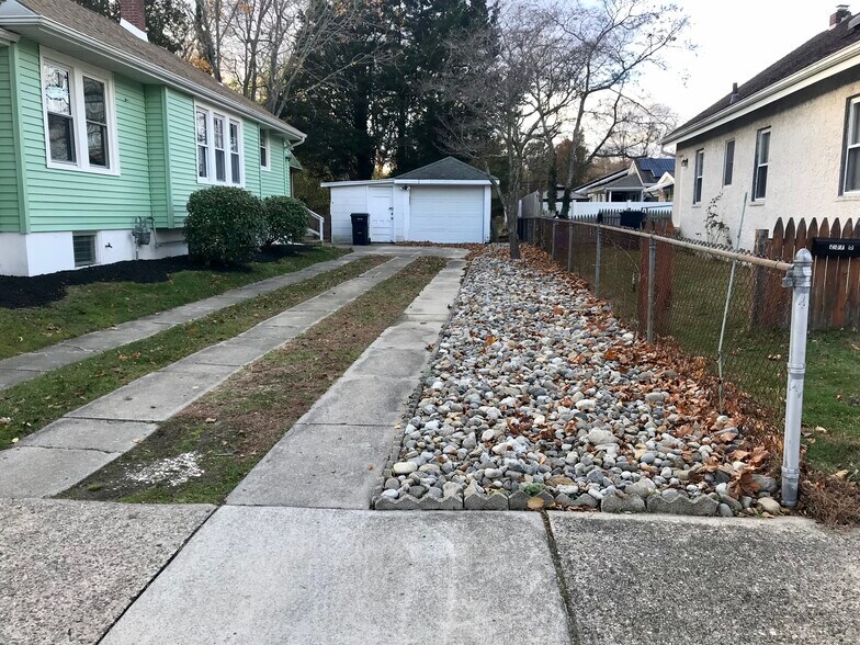 Building Photo - 239 Marlin Rd