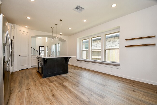 Building Photo - 943 Malibu Shr Ln