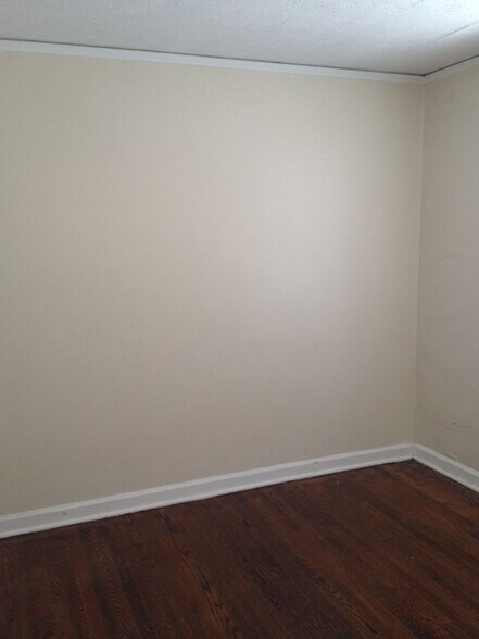 Building Photo - 501-507 S 15th Street