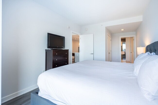 Building Photo - 405 Atlantic St