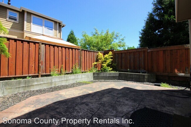 Building Photo - 3 br, 2 bath House - 2014 Northfield Drive