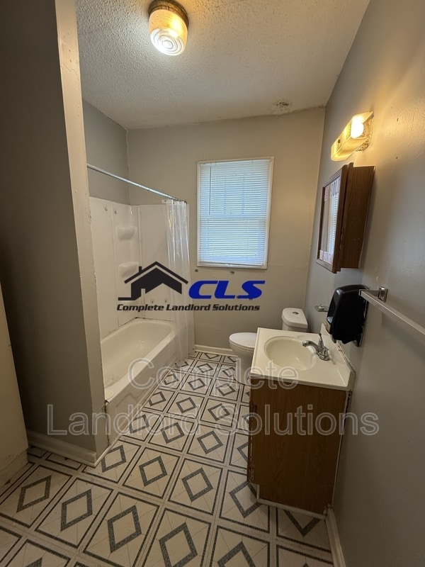 Building Photo - 1732 N 10th St