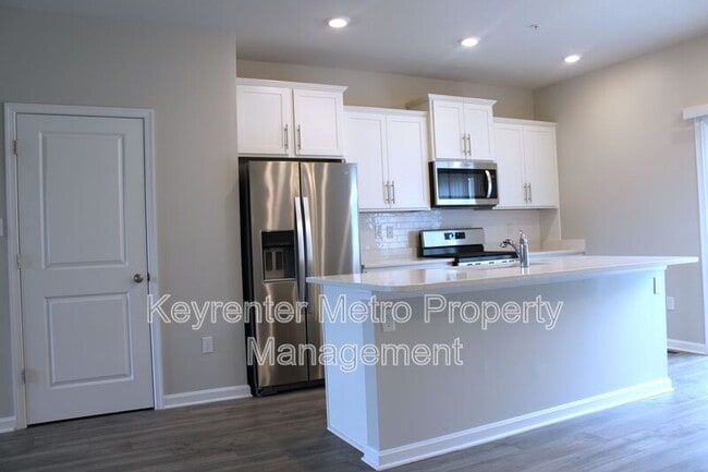 Building Photo - 9818 Ruby Lockhart Blvd