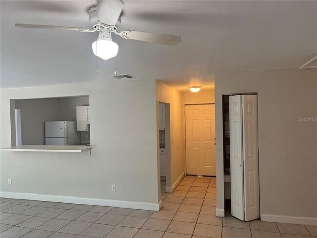 Building Photo - 4101 Kalwit Ln