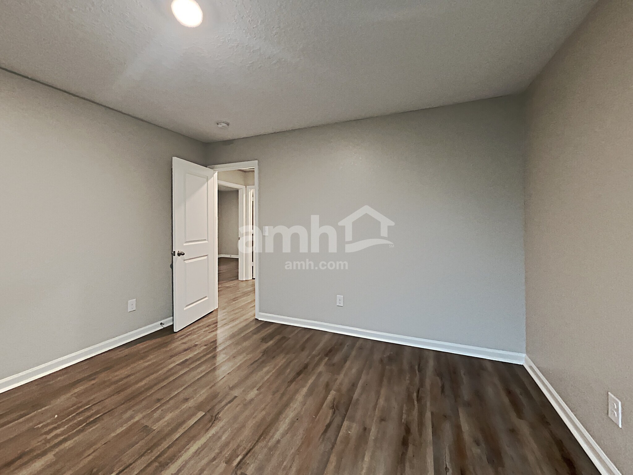 Building Photo - 3315 Ridge HillPkwy