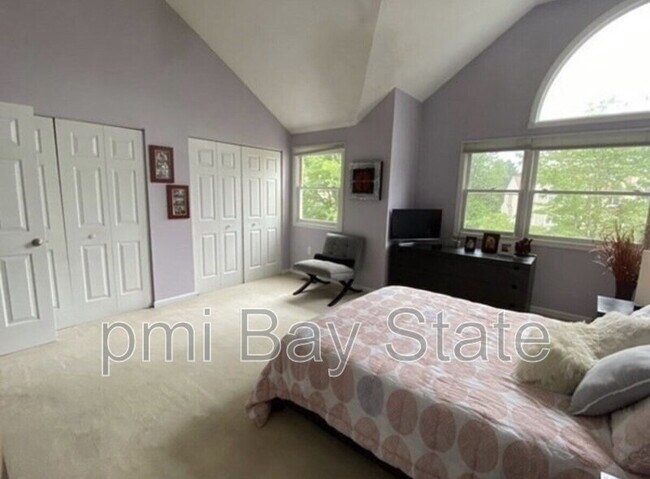 Building Photo - 10 Merganser Way