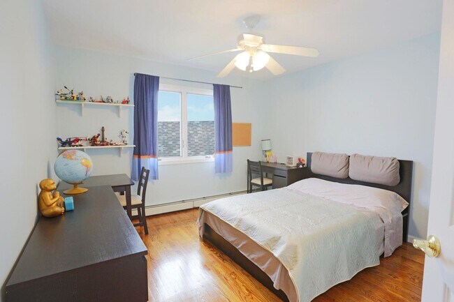 Building Photo - 443 Wilfred Terrace