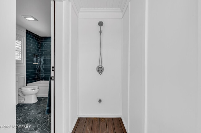 Building Photo - 3574 Ocean Terrace