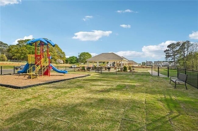 Building Photo - 564 Silverleaf Trl
