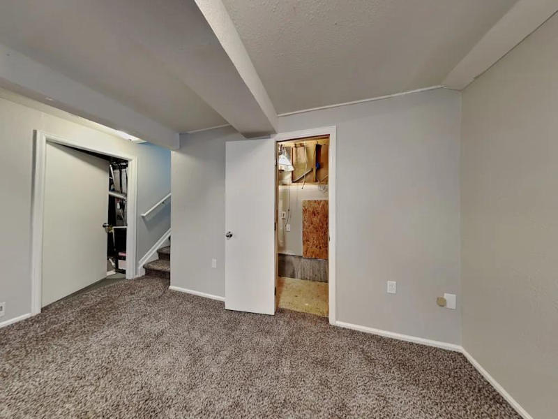 Building Photo - 2232 E 97th Dr