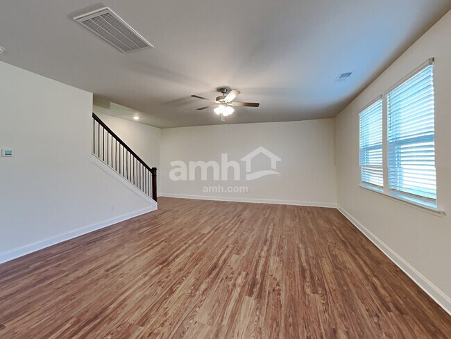 Building Photo - 128 Keyser Dr