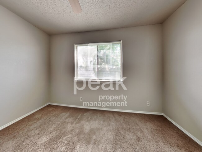 Building Photo - $1799! Beautiful 3Bed/2Bath home! Tour and...