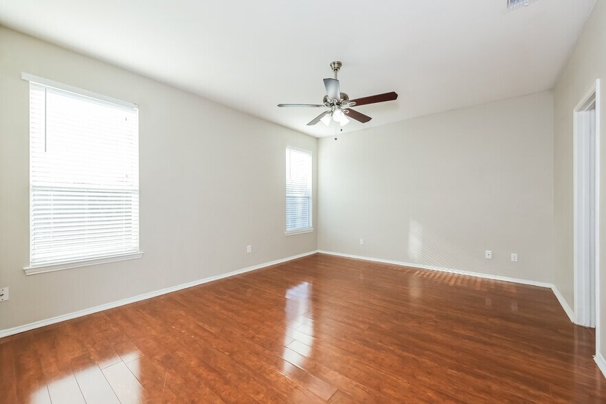 Building Photo - 8416 Prairie Rose Ln