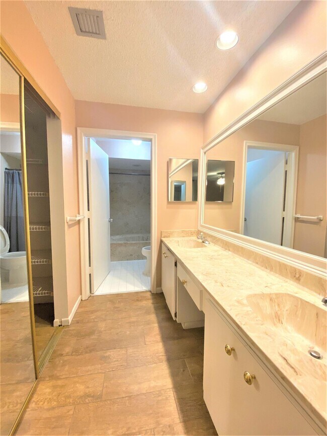 Building Photo - 5859  Fox Hollow Drive A Boca Raton Fl 33486