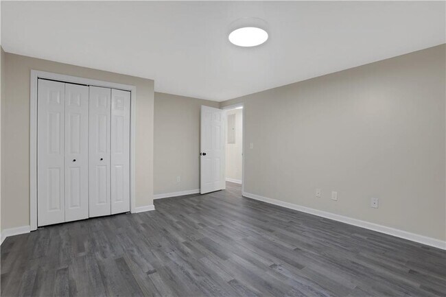 Building Photo - 6524 Medlock Rd