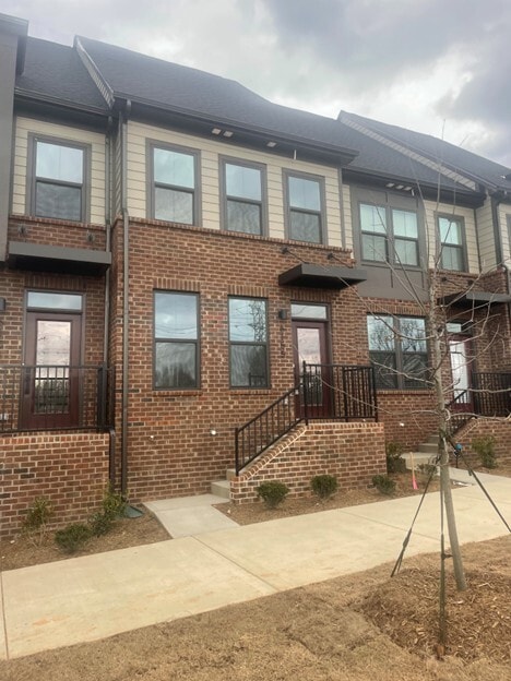 Building Photo - 6155 Station Crossing Ave