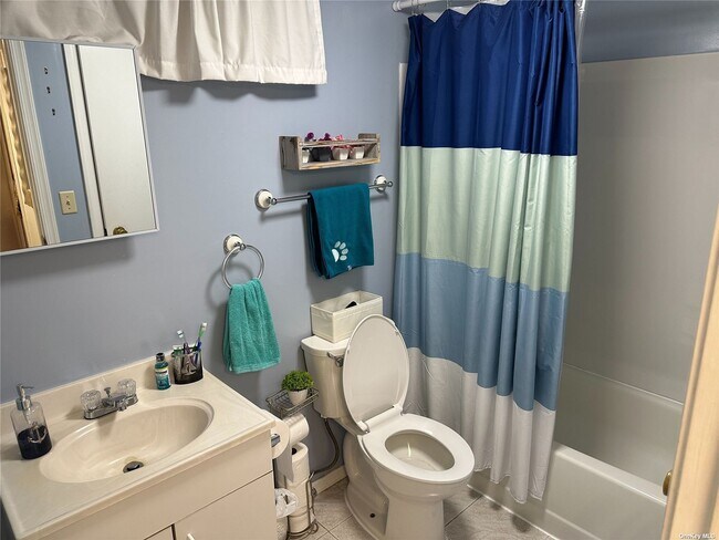 Building Photo - 154 Pennsylvania Ave